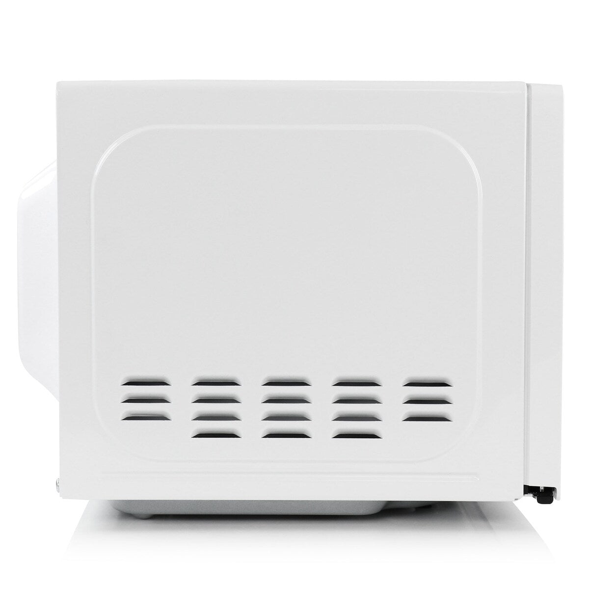 Four à micro-ondes numérique LED blanc de 0,7 pi³ et 700 watts avec verrouillage de sécurité enfant.