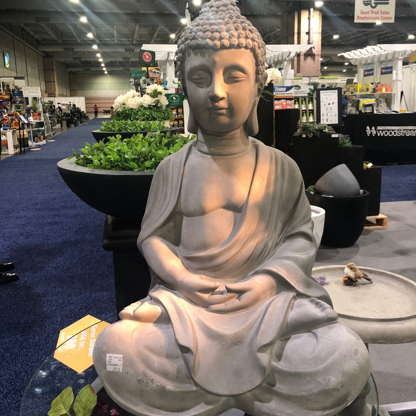 Statue de Bouddha méditant en béton léger de 65 cm (25,6 po)