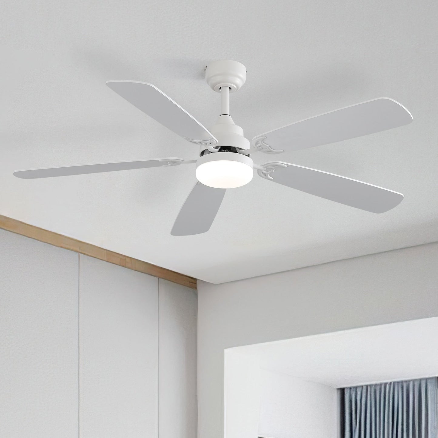 Ventilateur de plafond à LED intégré de 48 et 52 pouces avec éclairage et télécommande, moteur à courant continu réversible.