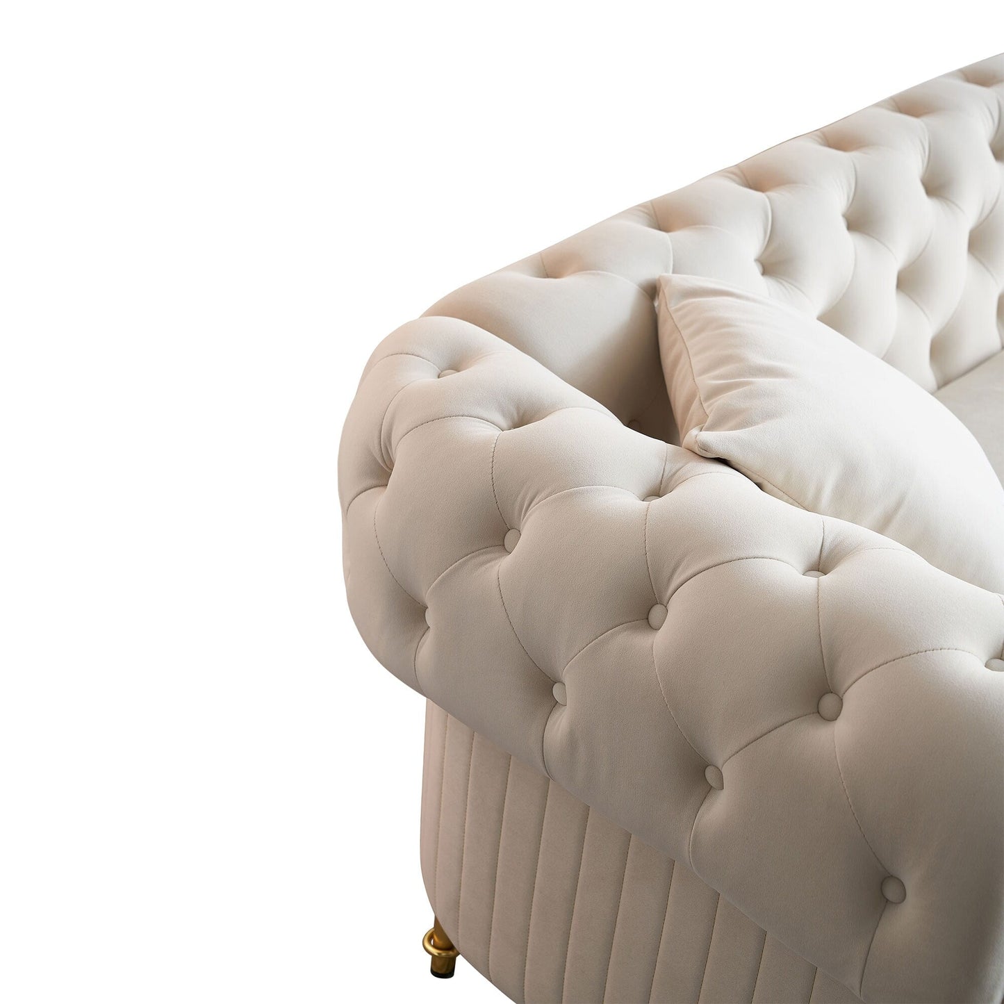 Canapé 3 places en velours 89 avec deux coussins d'assise et deux coussins décoratifs.