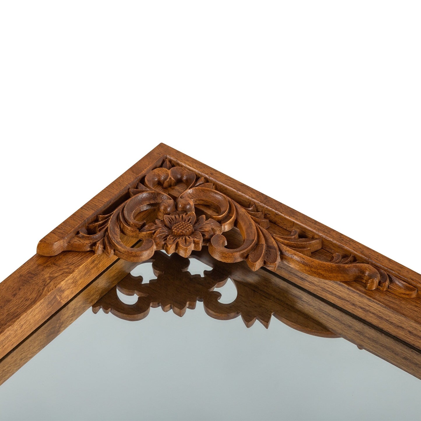 Grand miroir de sol en bois massif sculpté avec arche