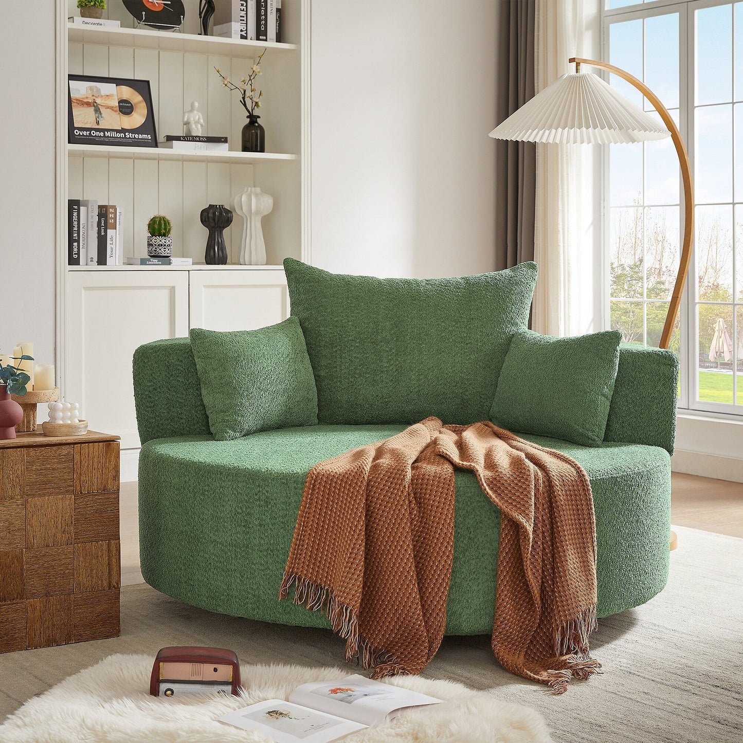 Fauteuil de salon en forme de tonneau avec accoudoirs, en chenille, avec base pivotante à 360 degrés et 3 coussins amovibles.