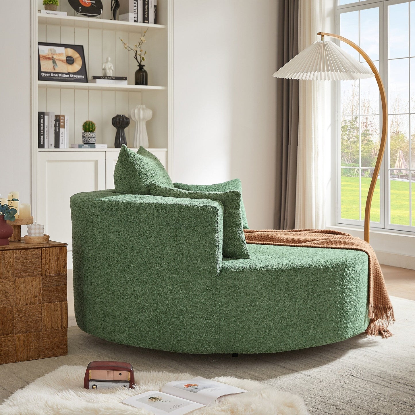 Fauteuil de salon en forme de tonneau avec accoudoirs, en chenille, avec base pivotante à 360 degrés et 3 coussins amovibles.