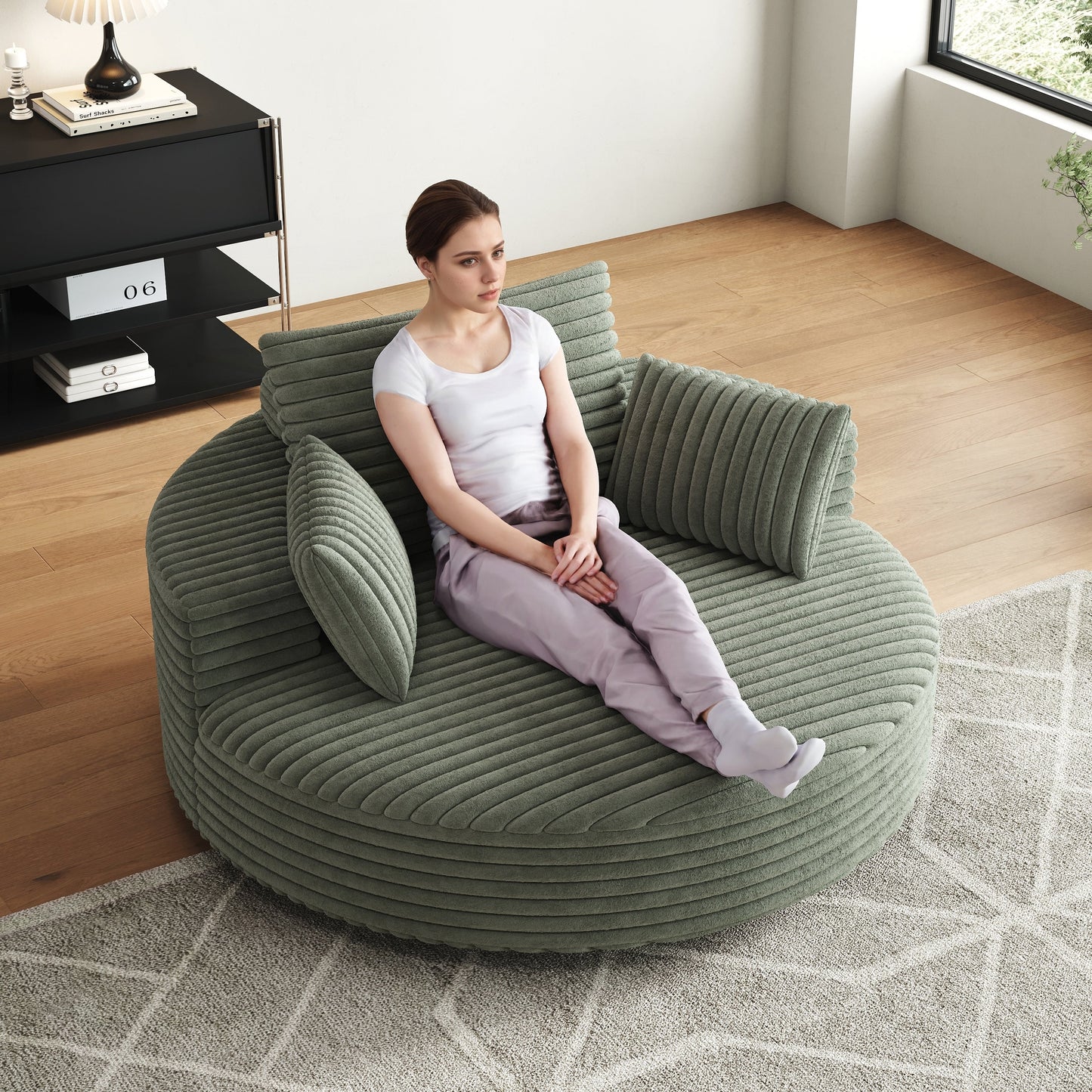 Fauteuil pivotant à une place en chenille cordouroyée et mousse