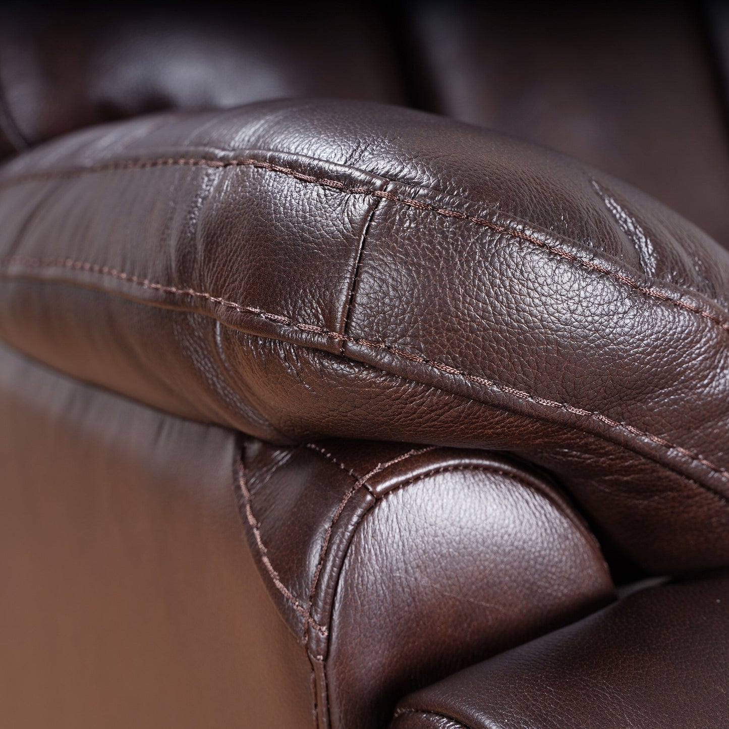 Davin Fauteuil inclinable manuel en cuir véritable, grain supérieur, marron, avec repose-pieds extensible.