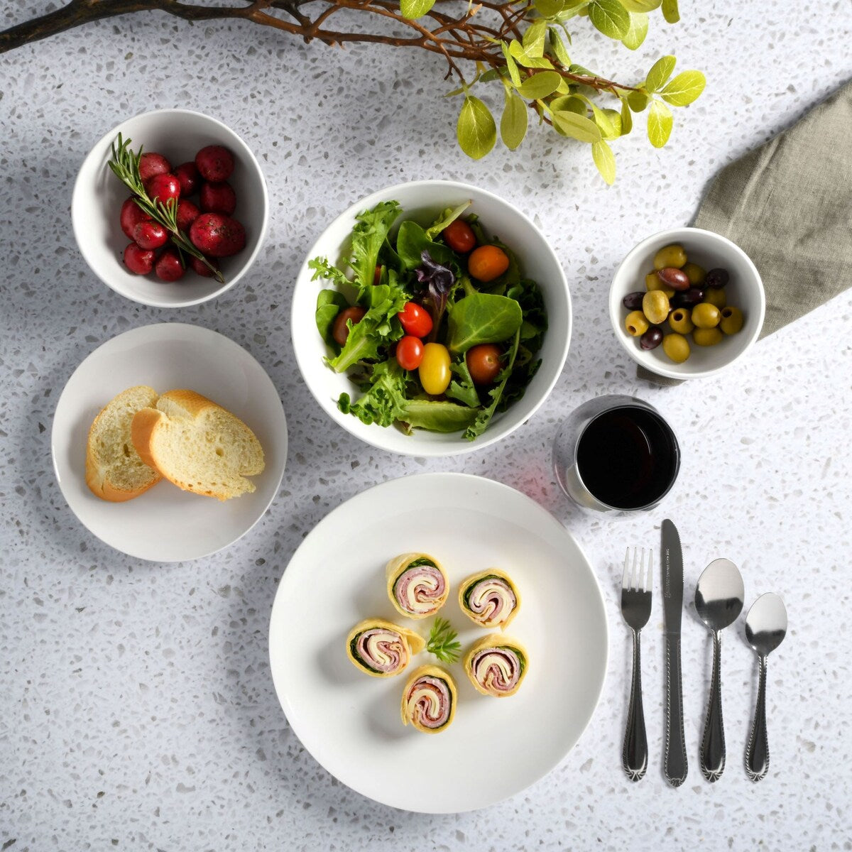 Service de table Gibson Home All U Need, 60 pièces : assiettes, bols, verrerie, fourchettes, cuillères et couteaux (service pour 6 personnes)