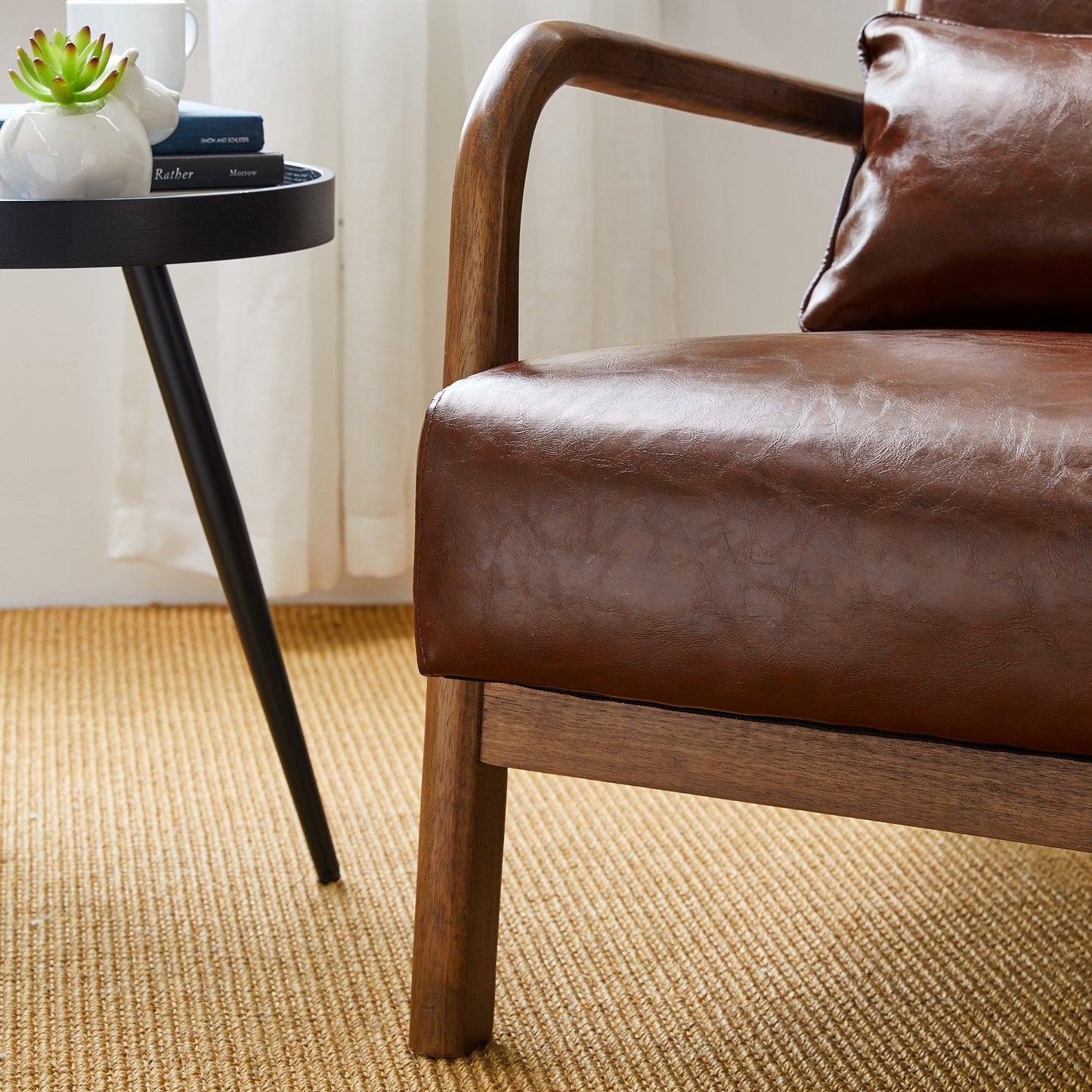 Fauteuil d'appoint Glitzhome en cuir PU, style moderne du milieu du siècle, avec coussin - 65,4 cm (l) x 85,75 cm (p) x 78,1 cm (h)