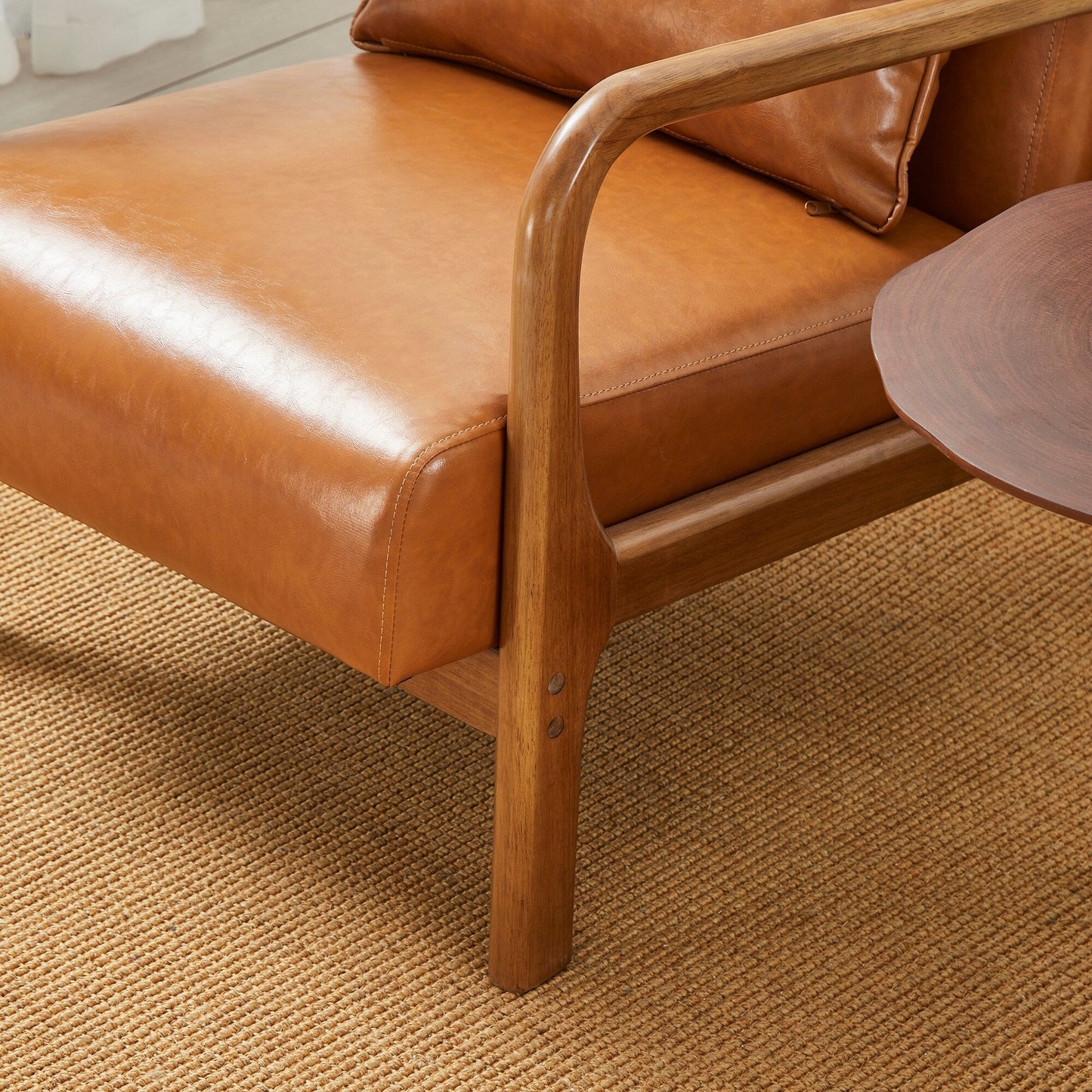 Fauteuil d'appoint Glitzhome en cuir PU, style moderne du milieu du siècle, avec coussin - 65,4 cm (l) x 85,75 cm (p) x 78,1 cm (h)
