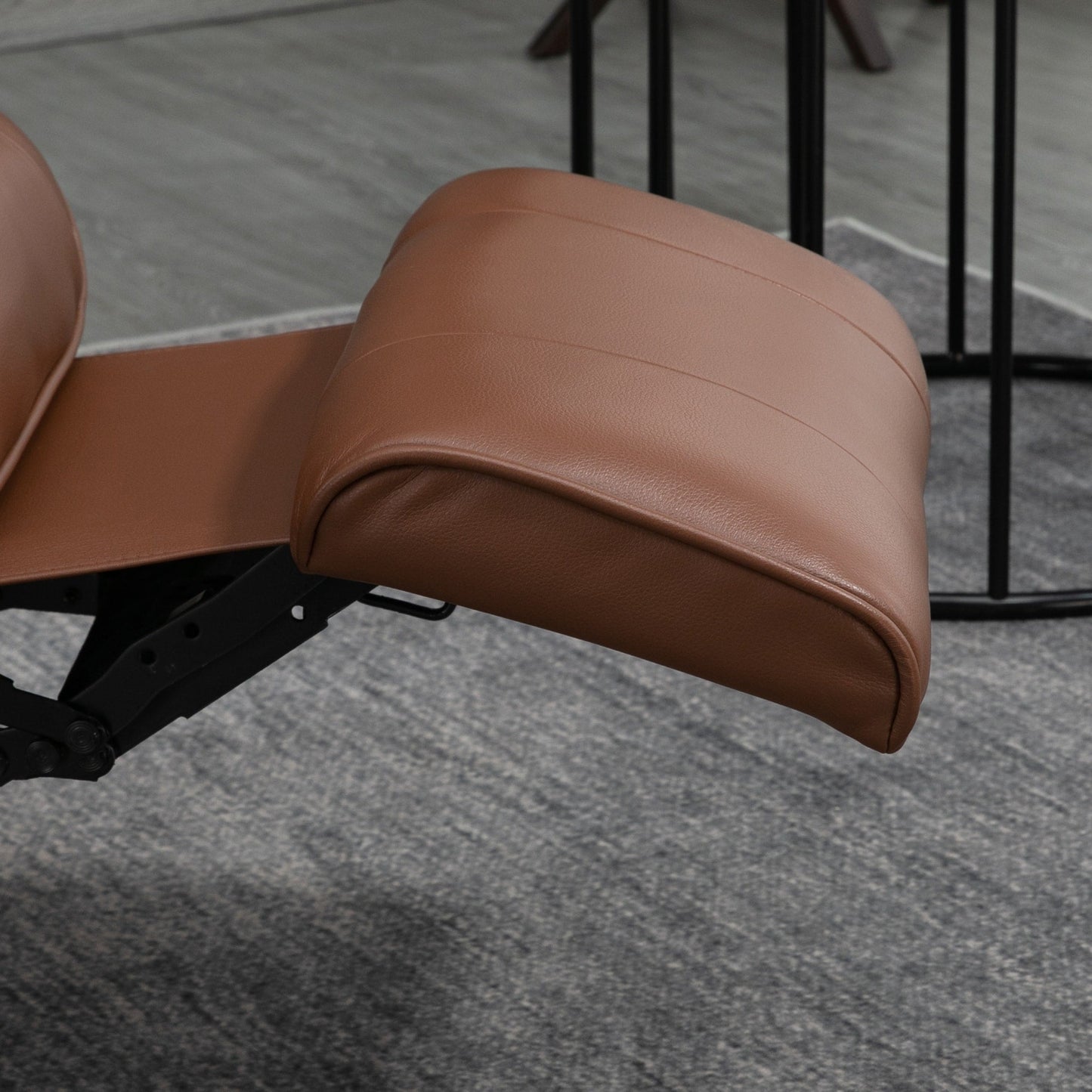 Fauteuil inclinable pivotant à base manuelle réglable en simili cuir avec repose-pieds confortable et relaxant de la marque HomCom