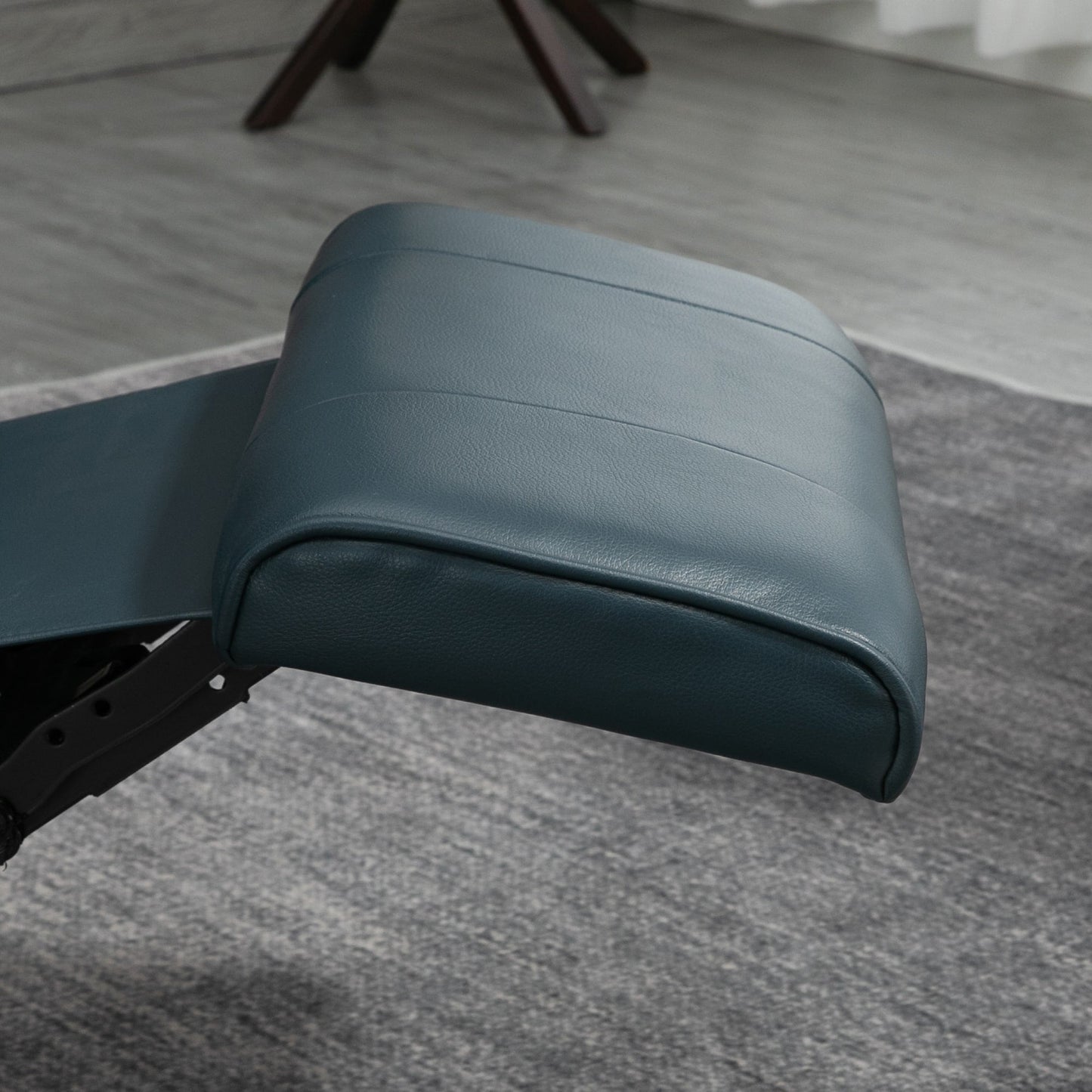 Fauteuil inclinable pivotant à base manuelle réglable en simili cuir avec repose-pieds confortable et relaxant de la marque HomCom
