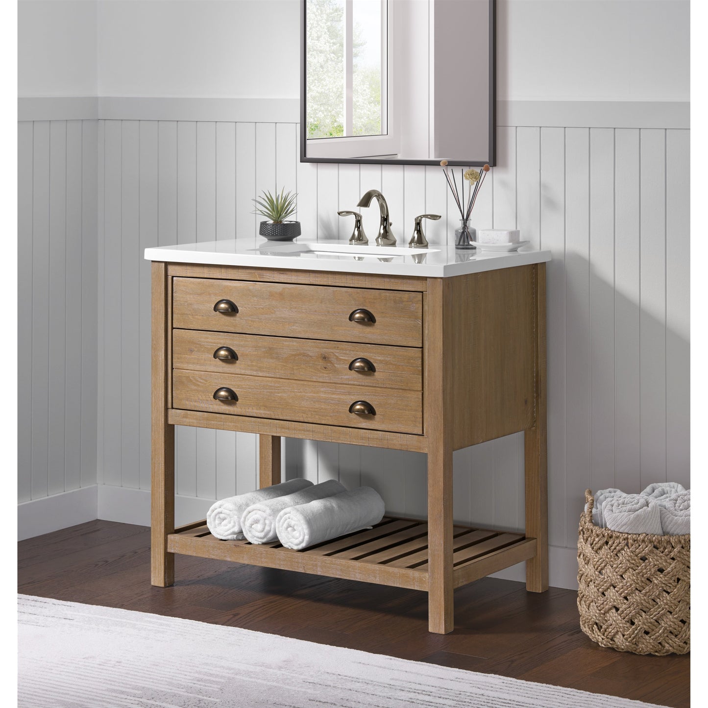 Meuble-lavabo de salle de bain simple Monterey 37, style farmhouse, avec plan de travail.