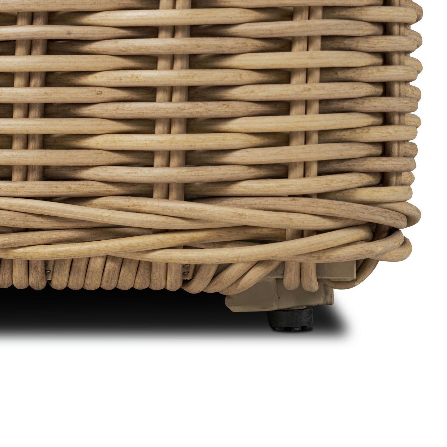 Ensemble d'assises d'angle d'extérieur/de terrasse Poly & Bark Puglia avec table basse
