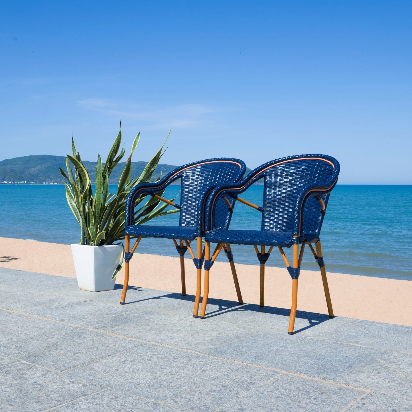 Fauteuil SAFAVIEH Doreth (lot de 2) - 58,4 x 91,4 x 63,5 cm (LxlxH)