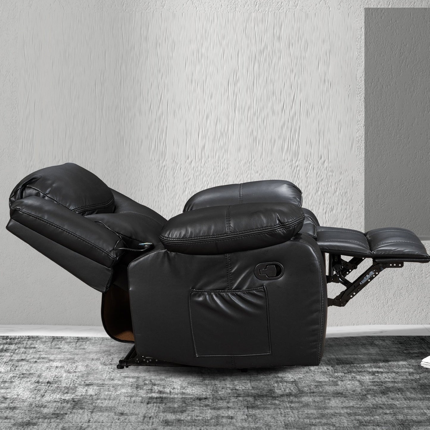 Fauteuil inclinable à large assise en cuir durable avec massage et chauffage.