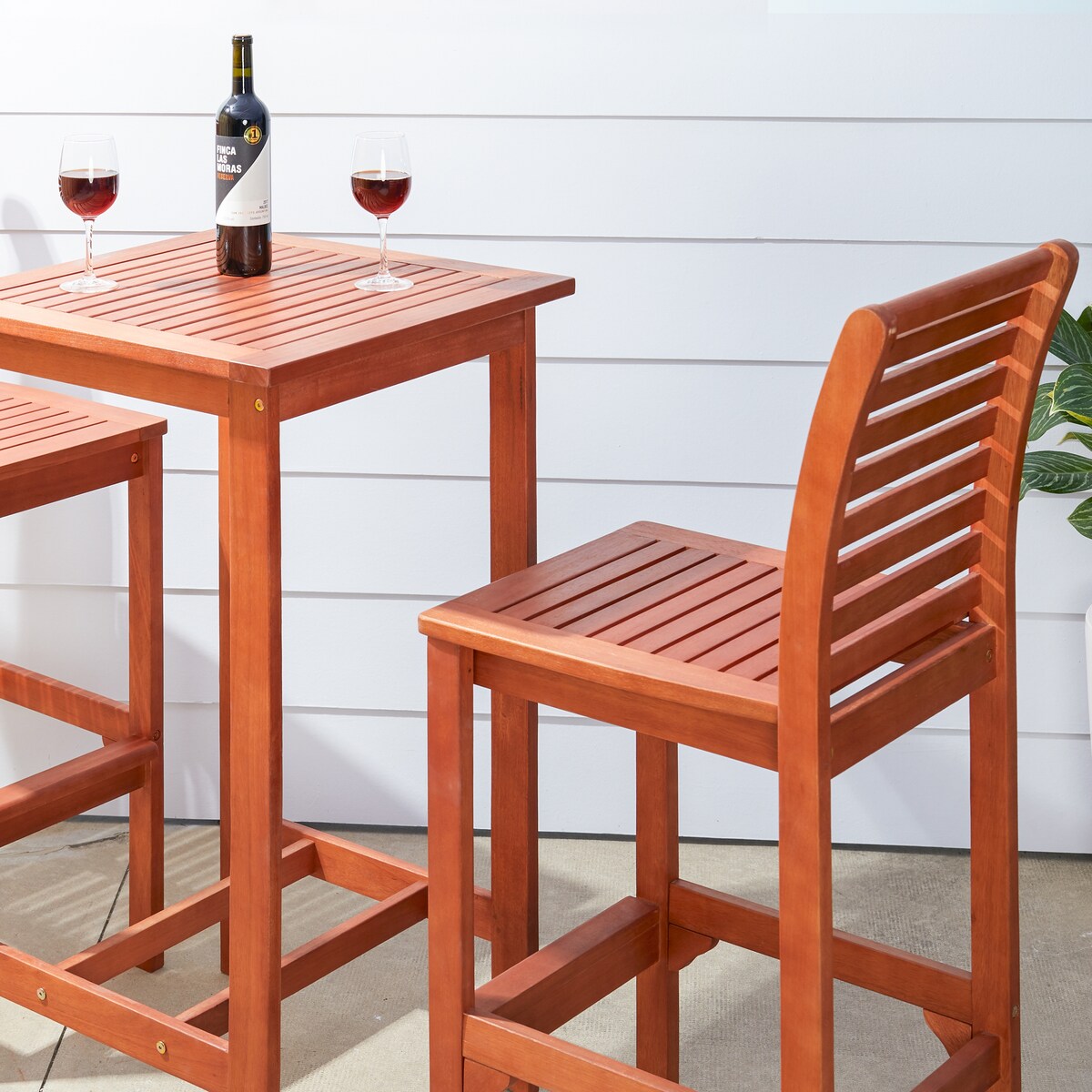 Ensemble table de bar et chaises en bois Emilio