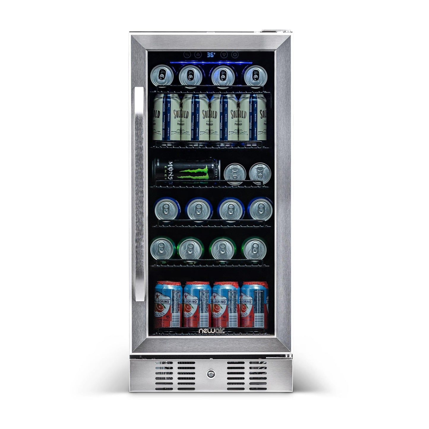 Réfrigérateur à boissons encastrable Newair de 15 pouces, capacité de 96 canettes, en acier inoxydable, avec commandes de température et étagères réglables.