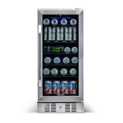 Réfrigérateur à boissons encastrable Newair de 15 pouces, capacité de 96 canettes, en acier inoxydable, avec commandes de température et étagères réglables.