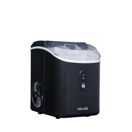 Fabrique de glaçons en forme de galet Newair de 26 lbs, couleur noir mat, avec fenêtre de visualisation des glaçons, bouton d'auto-nettoyage et bec verseur facile à utiliser.