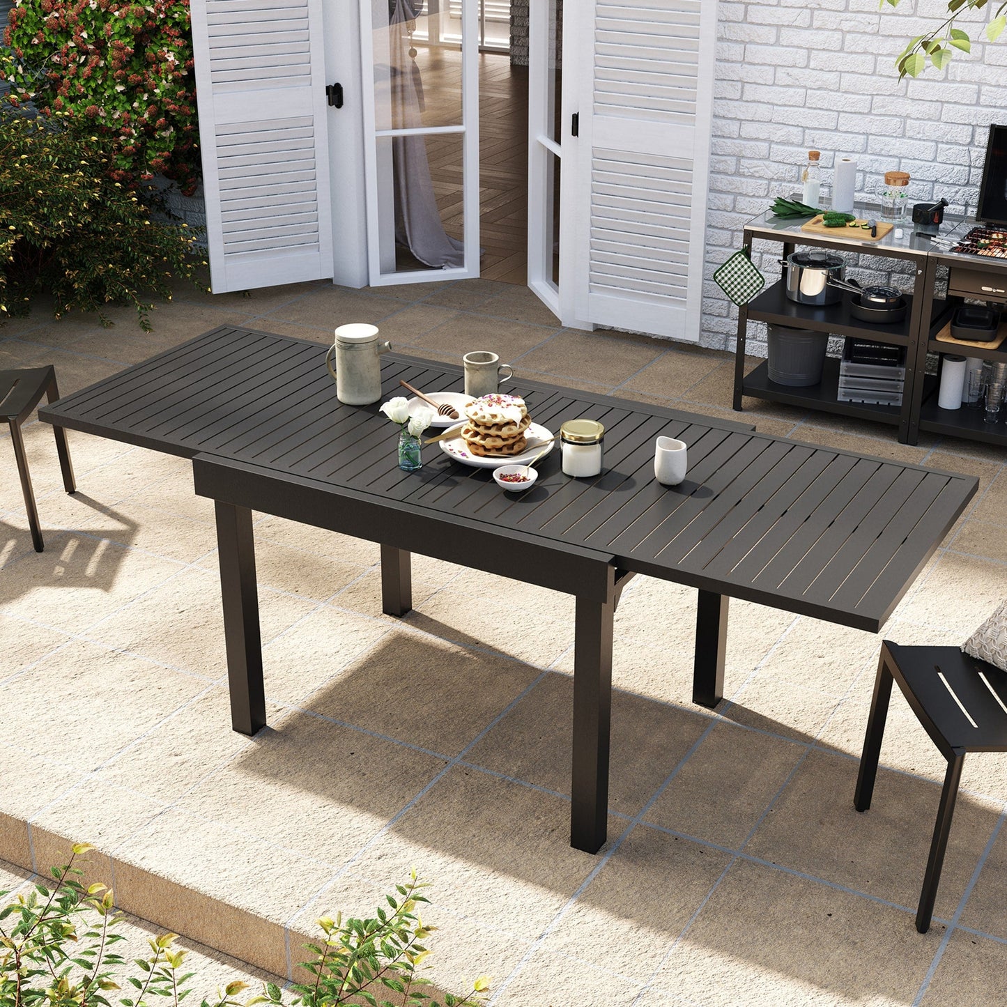 Ensemble de repas d'extérieur en aluminium Pellebant, 5/7/9 pièces, table extensible et chaises empilables