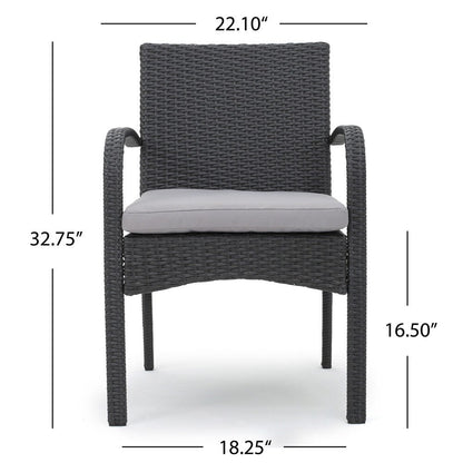 Ensemble de bistro en osier pour extérieur Peterson, 3 pièces, avec coussins, de Christopher Knight Home